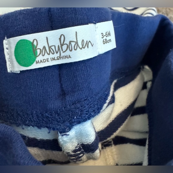 Baby Boden Navy and White Striped Pants with Fuzzy Stars! Size: 3-6M ⭐️ - Picture 2 of 5